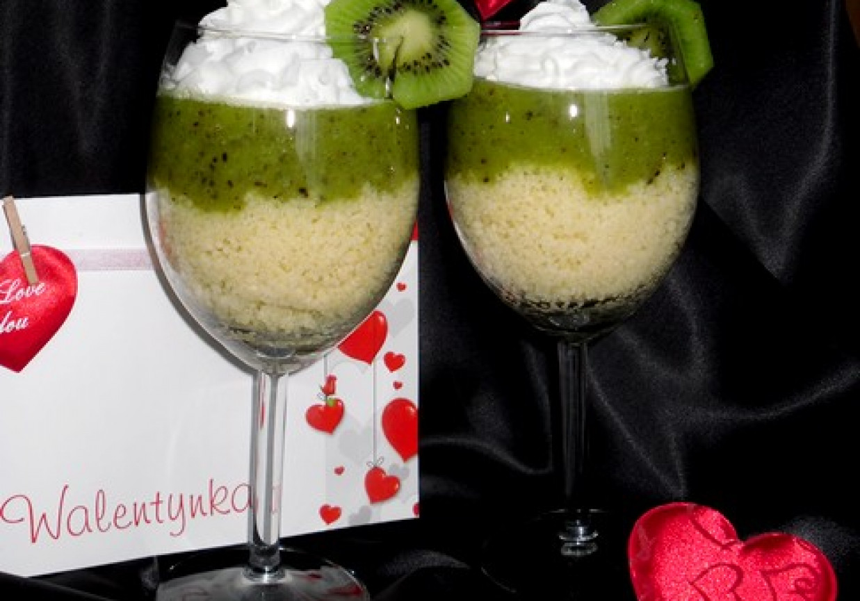 Deser Z Kiwi Na Walentynki DoradcaSmaku pl
