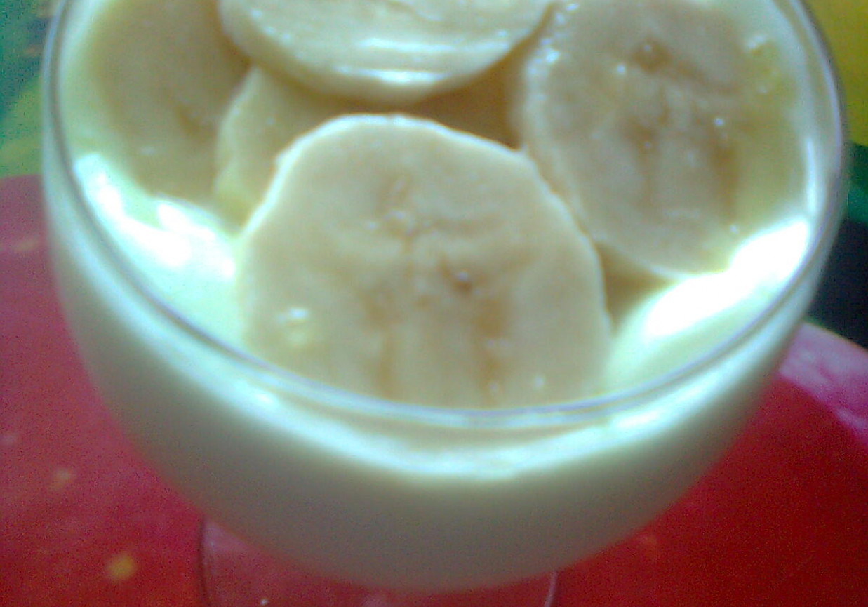 Deserek cytrynowy z bananem foto