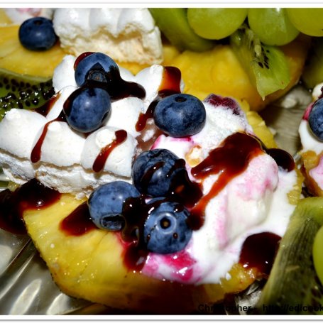Krok 5 - Deserek owocowo lodowy ,nie tylko na lato. foto