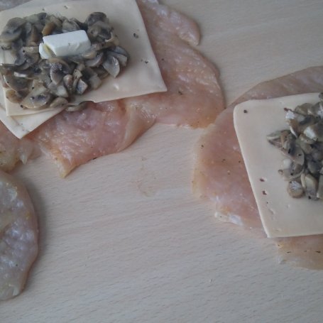 Krok 4 - Devolaje z pieczarkami i serem foto