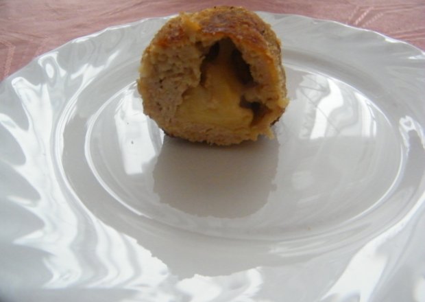 Fotografia przedstawiająca dewolaj z serem
