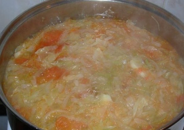 Fotografia przedstawiająca Dieta - zupa z kapusty białej i kiszonej