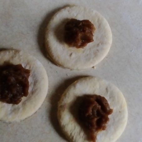 Krok 4 - DIETETYCZNE PĄCZKI Z NADZIENIEM DAKTYLOWYM Z PIEKARNIKA foto