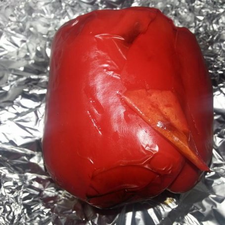 Krok 2 - Dietetyczne pulpety w sosie pomidorowo- paprykowym. foto