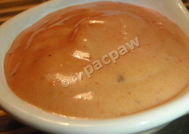 Fotografia przedstawiająca Dip pikantny z papryczką piri-piri