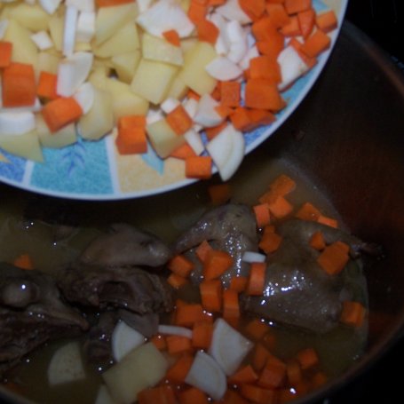 Krok 3 - Dla smakoszy, czyli zupa z gołębim wsadem :) foto
