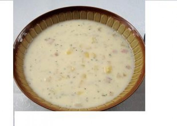 Fotografia przedstawiająca Dobra Dietetyczna Zupa z Maślanki