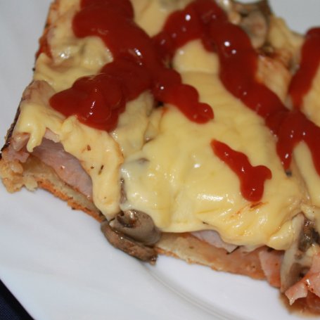 Krok 3 - Domowa pizza foto
