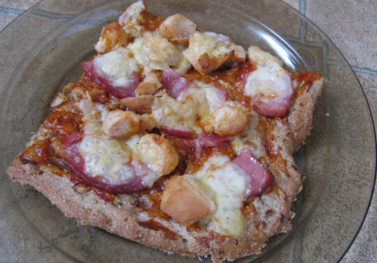 Domowa pizza foto
