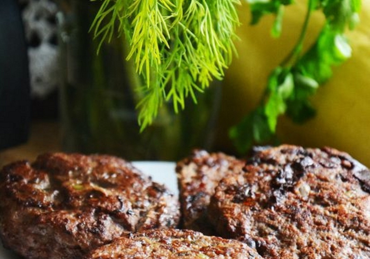 Domowe burgery wołowe foto