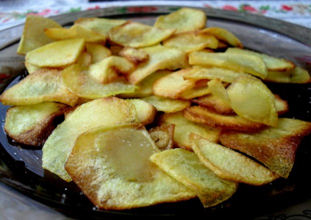 Fotografia przedstawiająca Domowe chipsy