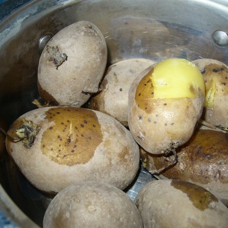 Krok 1 - Domowe Gnocchi z sosem grzybowym foto