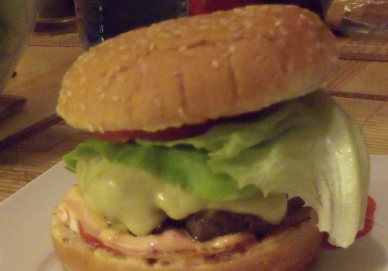 Domowe hamburgery foto