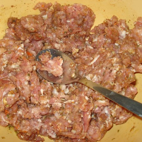 Krok 3 - Domowe hamburgery foto