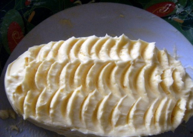 Fotografia przedstawiająca Domowe masło z czosnkiem