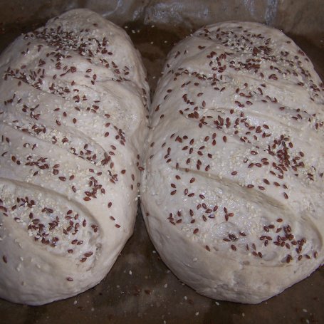 Krok 7 - Domowe pieczywo najlepsze, czyli chlebki pszenno-razowe :) foto