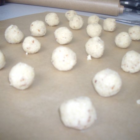Krok 3 - Domowe pralinki marcepanowe foto