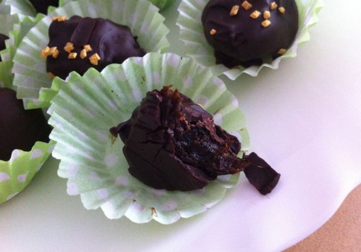 Domowe śliwki w czekoladzie foto