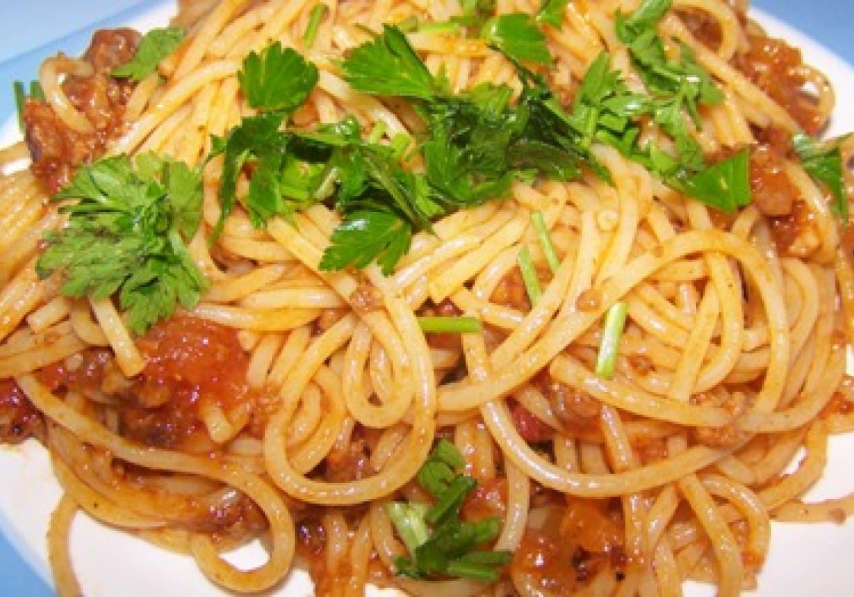 Domowe spaghettii bolognese foto