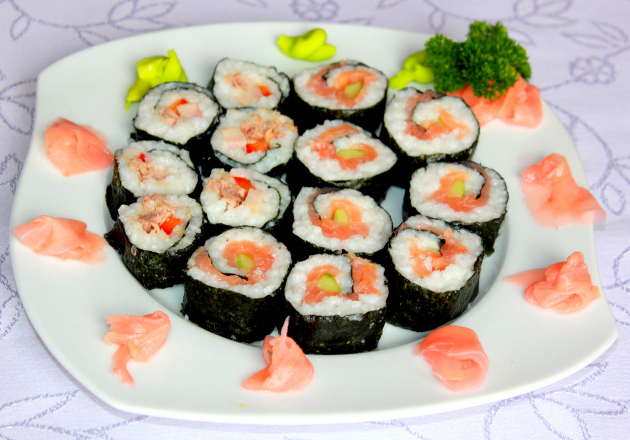 Domowe sushi  foto