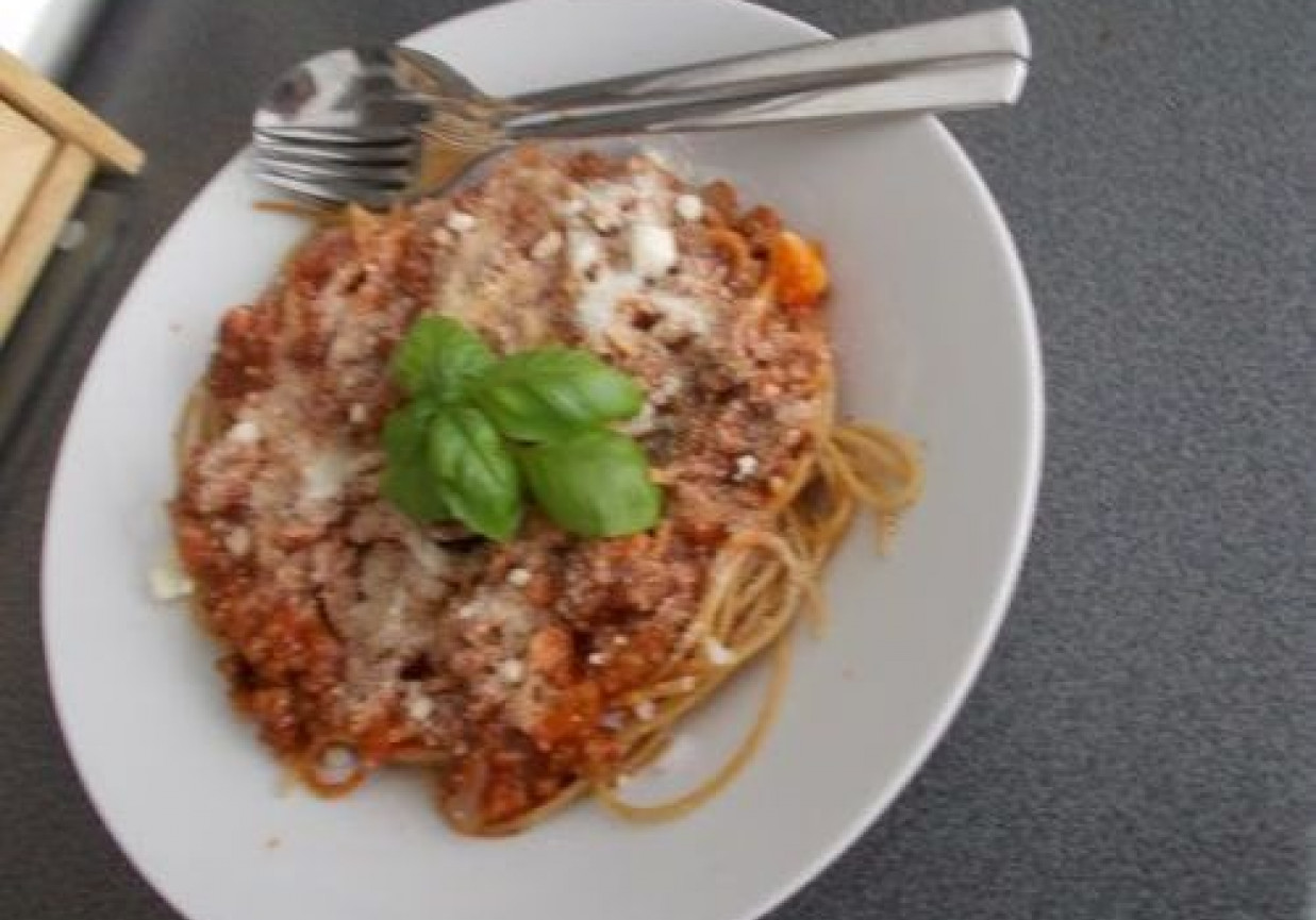 Domowe włoskie spaghetti foto