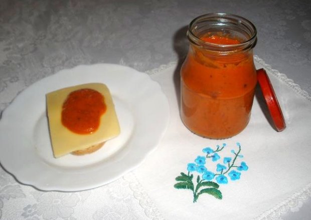 Fotografia przedstawiająca Domowy ketchup