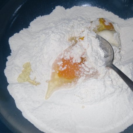 Krok 1 - domowy makaron wielojajeczny foto