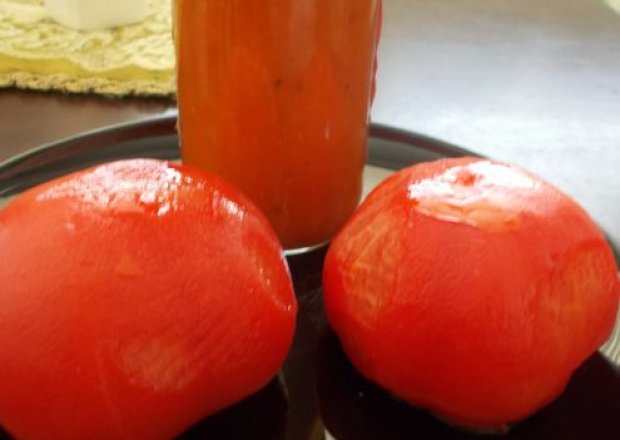 Fotografia przedstawiająca Domowy przecier pomidorowo-paprykowy
