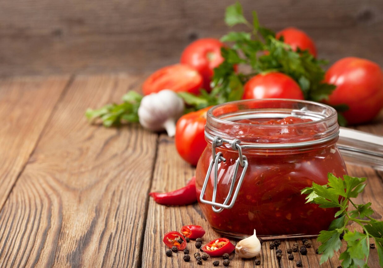 Domowy sos pomidorowy z chili foto