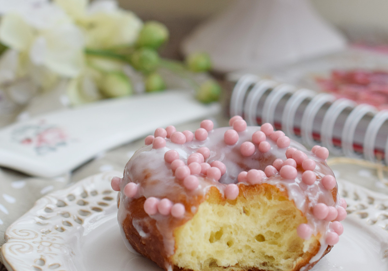 Donaty rumowe z lukrem foto