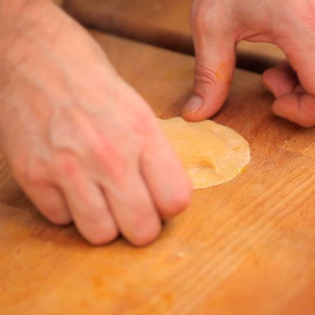Krok 5 - Doradca Smaku III, odc. 39: Ravioli z dynią i serem pleśniowym foto
