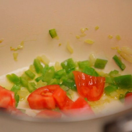 Krok 3 - Doradca Smaku III, odc. 57: Zupa pomidorowa z soczewicą foto
