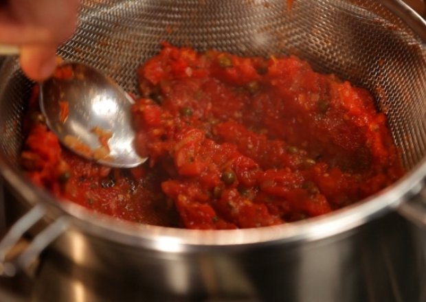Doradca Smaku, odc. 53: Stek z sosem pomidorowym i zielonym pieprzem foto