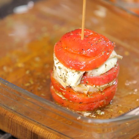 Krok 4 - Doradca Smaku, odc. 15: Pomidory z mozzarellą na ciepło foto