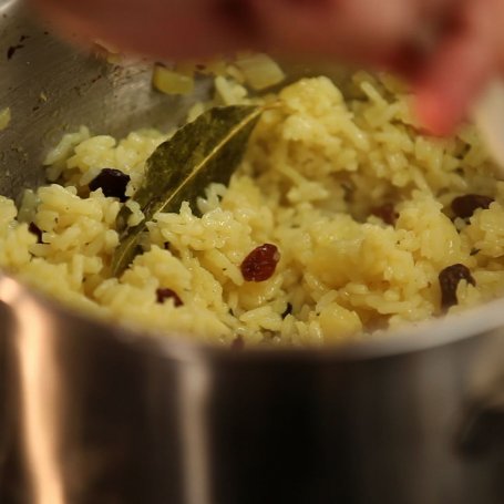 Krok 10 - Doradca Smaku, odc. 30: Kurczak z ryżem madras i curry foto
