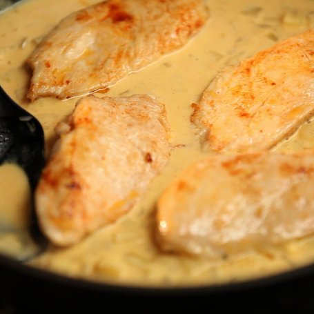 Krok 9 - Doradca Smaku, odc. 30: Kurczak z ryżem madras i curry foto