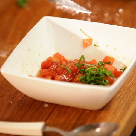 Krok 5 - Doradca Smaku, odc. 34: Filet z sandacza na parze z warzywami julienne foto