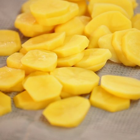 Krok 3 - Doradca Smaku, odc. 56: Tortilla z ziemniakami i cebulą po hiszpańsku foto