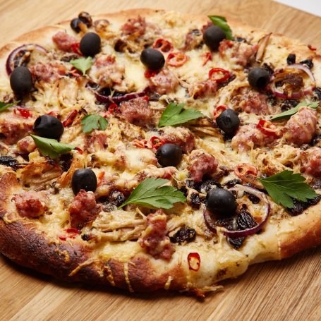 Krok 3 - Doradca Smaku VI: Domowa pizza z białą kiełbasą, odc. 38 foto