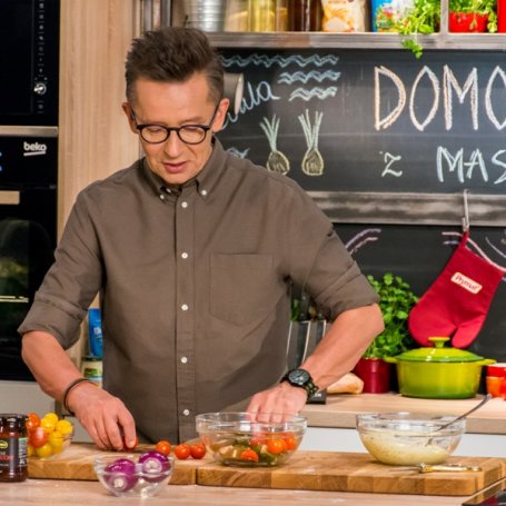 Krok 4 - Doradca Smaku VI: Domowy chleb z masłem ziołowym, odc. 21 foto