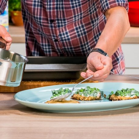 Krok 5 - Doradca Smaku VI: Dorsz z warzywami w maślance i plackami rosti, odc. 23 foto