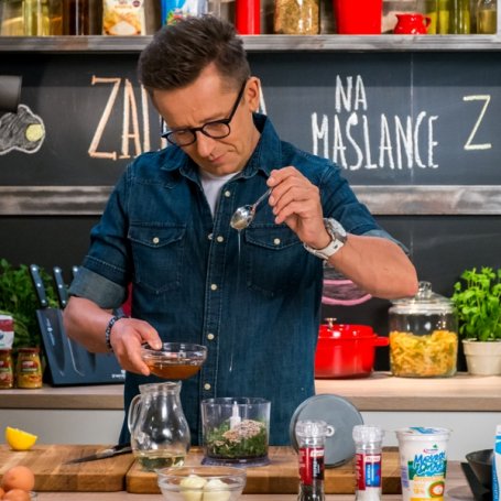 Krok 2 - Doradca Smaku VI: Zalewajka na maślance z sadzonymi jajkami, odc. 17 foto