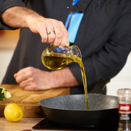 Krok 2 - Doradca Smaku VIII: Tagine z bakłażanem i koprem włoskim, odc. 35 foto