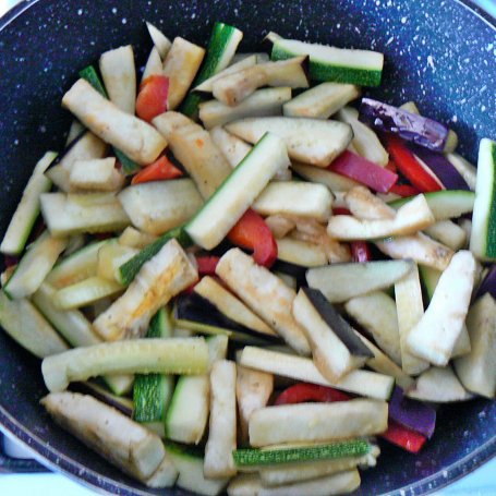 Krok 2 - Dorsz z warzywami w sosie curry foto