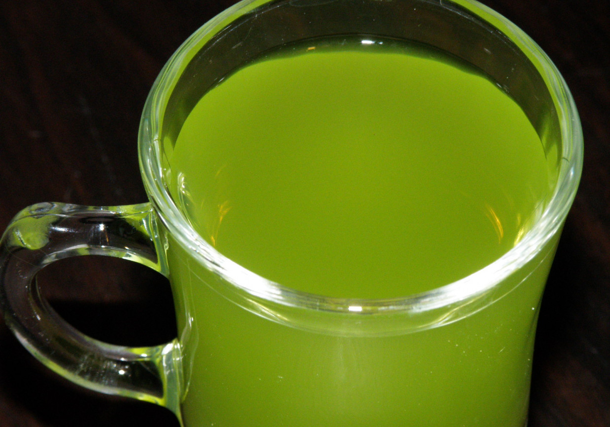 Drink cytrusowy z sokiem z kiwi i wodą kokosową foto