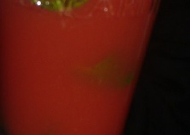 Fotografia przedstawiająca drink diabolo pomidoro