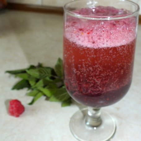 Krok 3 - Drink "Leśna Przygoda" foto