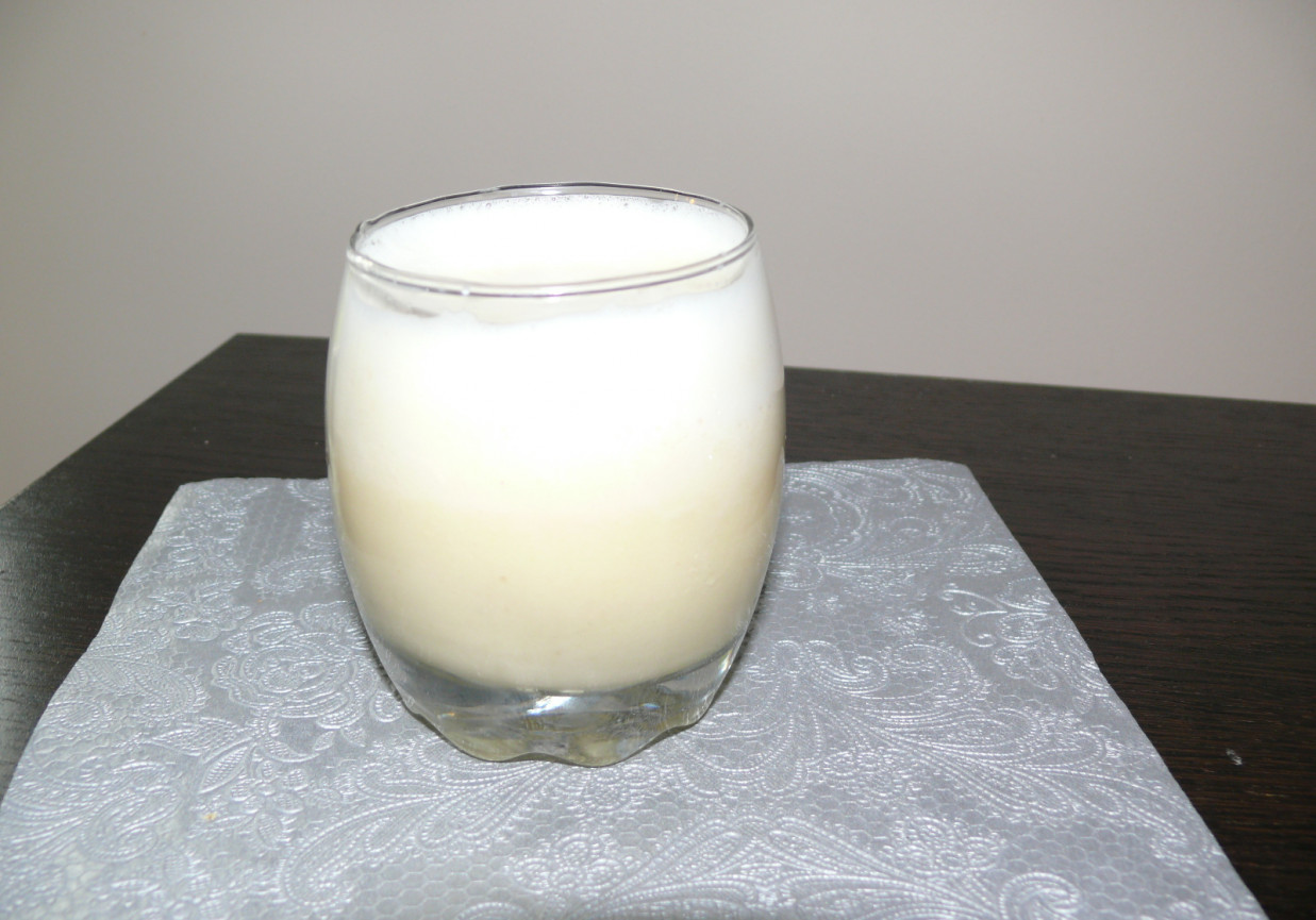 Drink mleczno- ananasowy foto