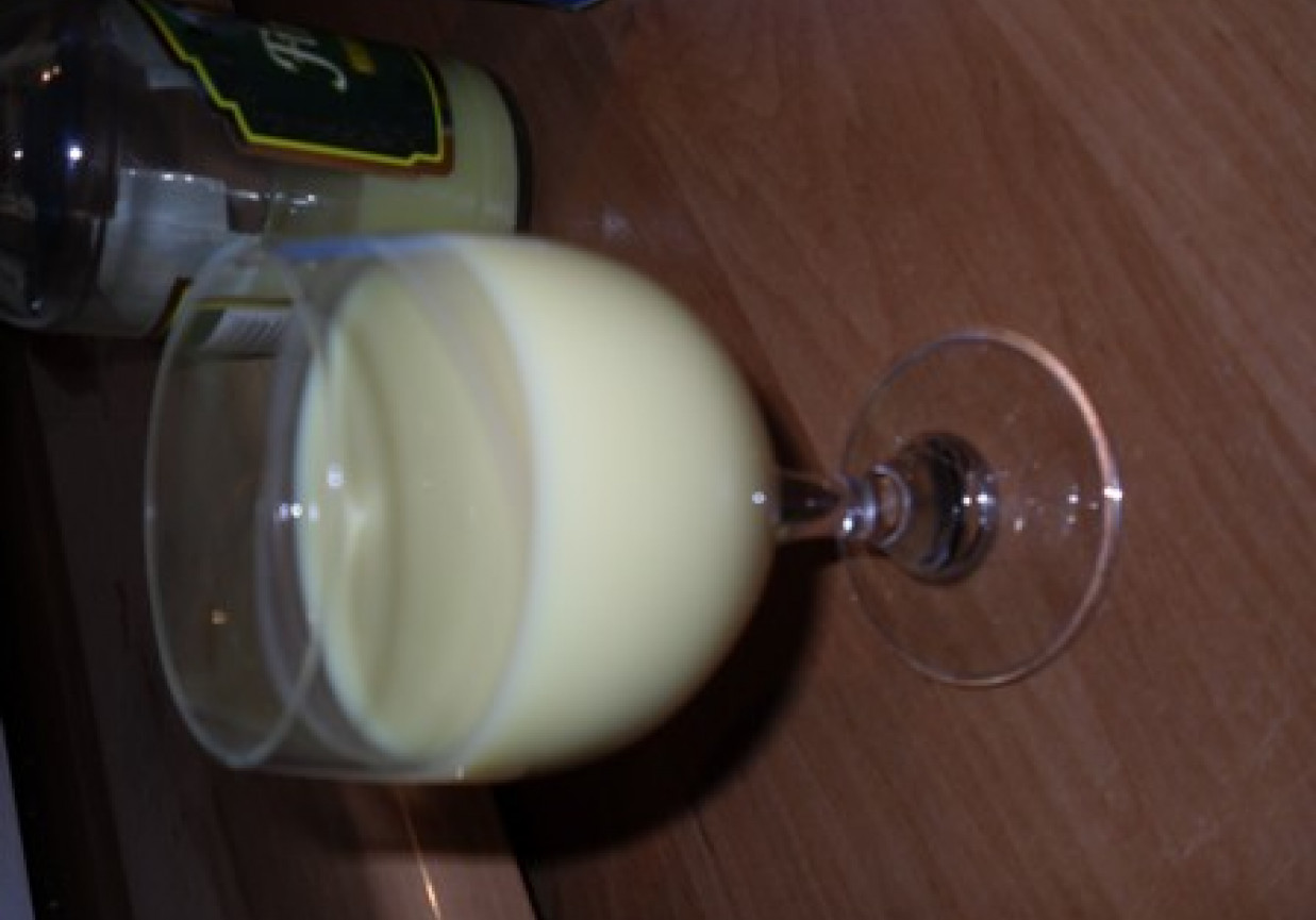 Drink mleczno - cytrynowy foto