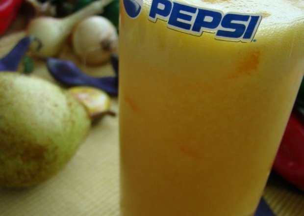 Fotografia przedstawiająca Drink pomarańczowo-gruszkowy